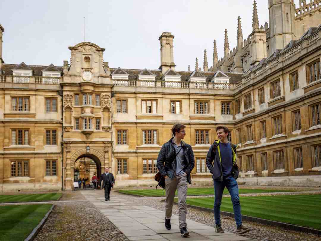 Điều kiện cơ sở vật chất tại Cambridge