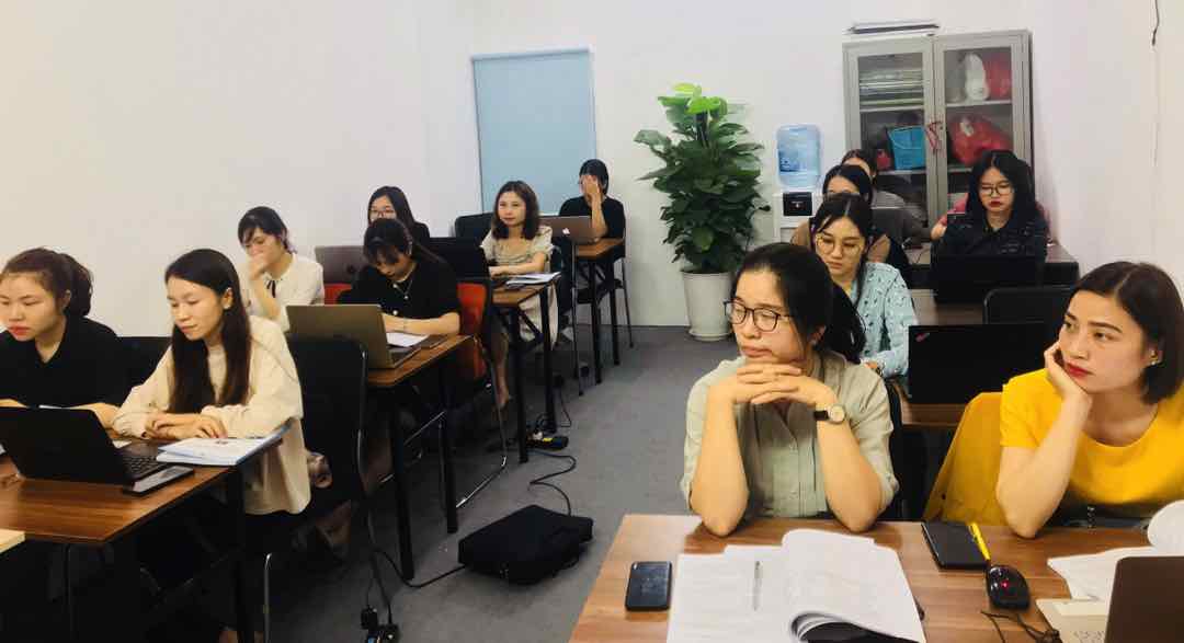 Trung tâm Lê Ánh đào tạo khóa học xuất nhập khẩu 