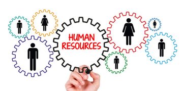 Người quản trị như một cầu nối quan trọng của công ty